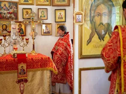 Архиепископ Феофилакт молитвенно почтил мученика Иоанна Воина