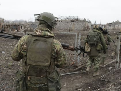 Русские пошли в наступление под Бахмутом. Это вам за Псков: Русские приступили к возмездию. Киев пылает после удара. Что происходит? Доклад британской разведки: Сотни танков русски