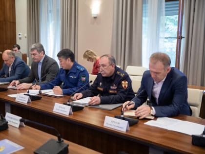 Рашид Темрезов провел совместное заседание Антитеррористической комиссии КЧР и Координационного штаба по обеспечению безопасности