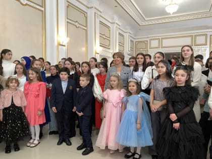 В столице Карачаево-Черкесии прошла Новогодняя Елка Главы Республики