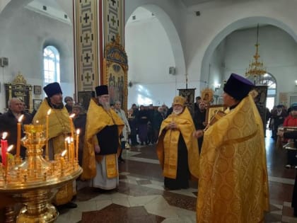 В Никольском соборе Черкесска встретили престольный праздник