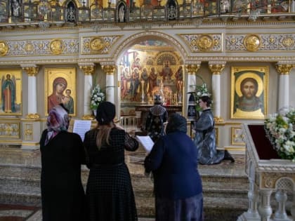 Архиепископ Феофилакт совершил заключительную Литургию Преждеосвященных Даров