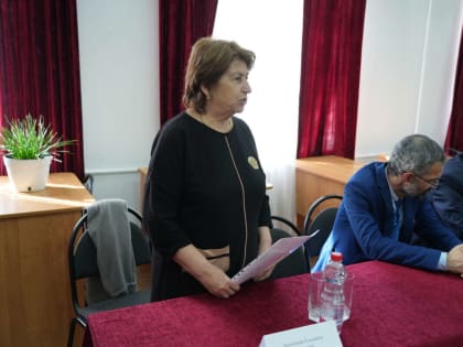 Кафедра германской филологии провела круглый стол, приуроченный 80-летию депортации карачаевского народа