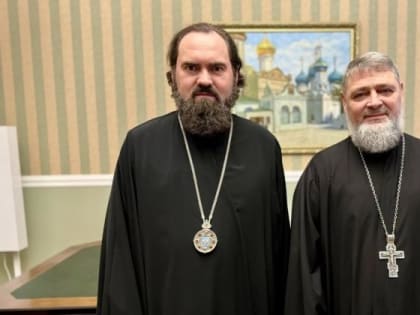 Архиепископ Феофилакт поздравил священника с юбилеем