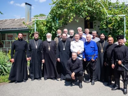 Архиепископ Феофилакт возглавил престольные торжества в поселке Пятигорский