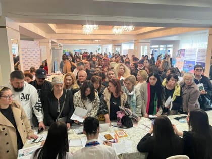 Региональный этап Всероссийской ярмарки трудоустройства «Работа России. Время возможностей» в Карачаево-Черкесии собрал порядка 1000 соискателей работы