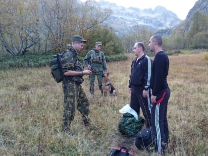 Сотрудниками ПУ ФСБ России по Карачаево-Черкесской Республике были выявлены два нарушителя пограничного режима