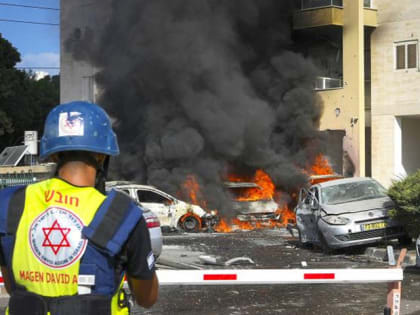 ХАМАС заявил о захвате в плен высокопоставленных израильских офицеров. Израильская разведка проспала удар: ХАМАС жжет танки Merkava IV и БТР, берет в плен бойцов ЦАХАЛ, расстрелива