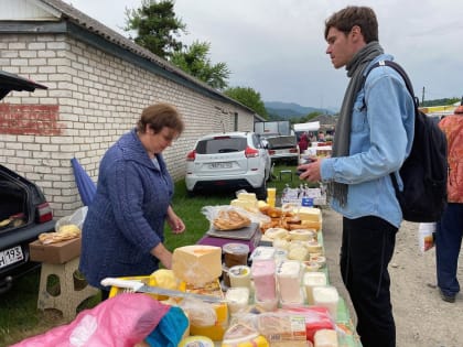 Посетители сельскохозяйственной ярмарки в селе Курджиново могли получить консультации специалистов ПФР