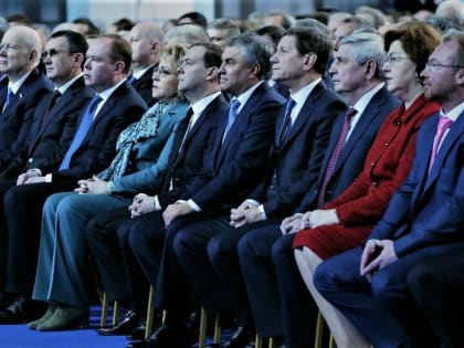 Батька подписал закон о высшей мере для чиновников. Почему в России не будет такого. Мнение простых россиян