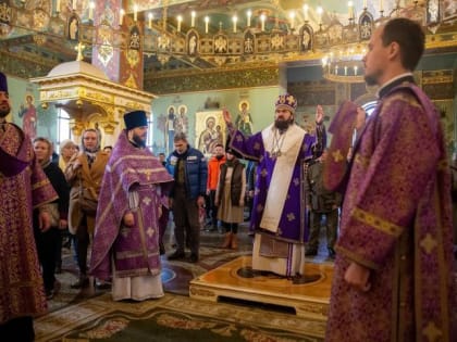 Архиепископ Феофилакт совершил богослужения 5 Недели Великого поста