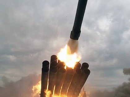 Мини-«Солнцепек» заставил умыться кровью боевиков ВСУ, нарушивших законы и обычаи войны. Укро-эксперт назвал неожиданное оружие русских, которое способно сорвать любое форсирование
