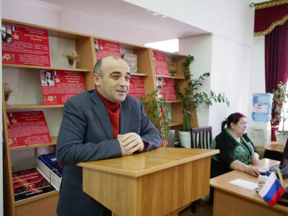 В КЧГУ прошёл литературный вечер, посвящённый 50-летию поэта Муссы Дудова