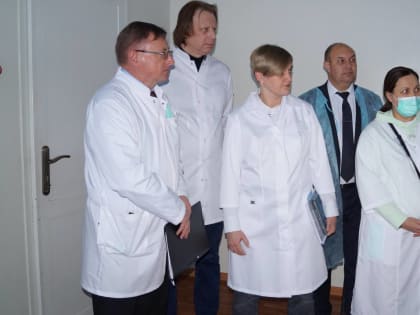 В Карачаево-Черкесии обсудили улучшение медицинской помощи на горнолыжных курортах региона