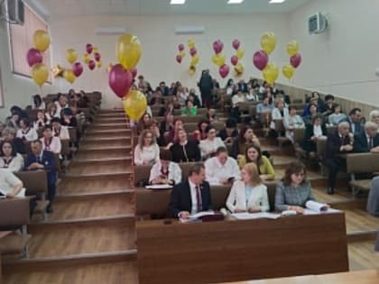 В Карачаево-Черкесии успешно функционирует клуб “Наставник 09”, созданный в рамках Года педагога и наставника