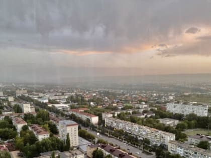 С 31 мая по 1 июня в КЧР прогнозируют дожди, грозы и сильный ветер