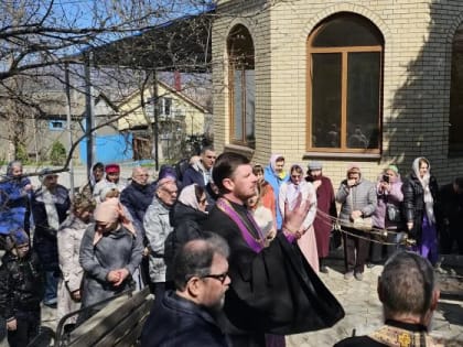 В Покровском храме Пятигорска помянули протоиерея Геннадия Мальцева