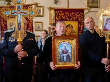 Архиепископ Феофилакт возглавил престольные торжества в станице Суворовской