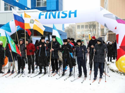 Лыжная эстафета, посвященная празднованию 100-летия со дня образования Карачаево-Черкесии и Кабардино-Балкарии, прошла в Ставрополе