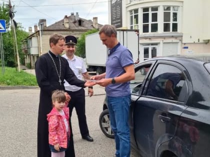 Священник напомнил водителям о необходимости соблюдения заповедей