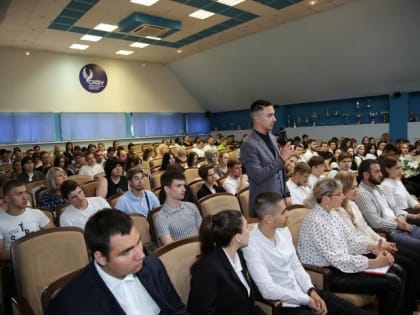 Студенты СКФУ встретились с духовными лидерами региона