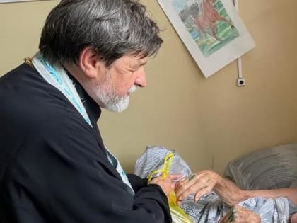 Благочинный посетил подопечных дома-интерната для престарелых