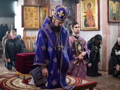 Архиепископ Феофилакт совершил литургию в Георгиевском женском монастыре