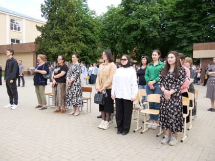 Концерт в поддержку участников СВО прошёл в КЧГУ