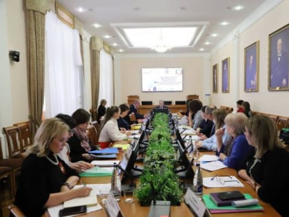 Министр здравоохранения КЧР Динара Камурзаева приняла участие в первом заседании Советов региональных медицинских образовательных кластеров Карачаево-Черкесии и Ставропольского кра