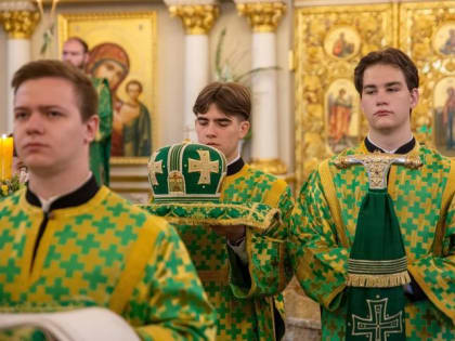 Архиепископ Феофилакт совершил богослужения Вербного воскресенья