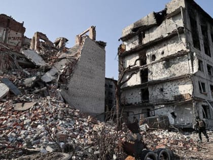 МЫ И ОНИ. "Украинский снайпер развлекался, паля в 4-летнего ребенка": ВСУ превращают мирные поселки в руины и загоняют детей в подвалы. Старики встречают русских со слеза