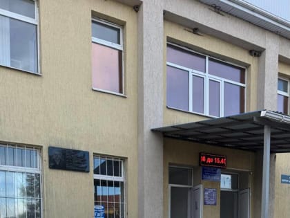 В 2024 году больницы КЧР получили 11 новых легковых автомобилей