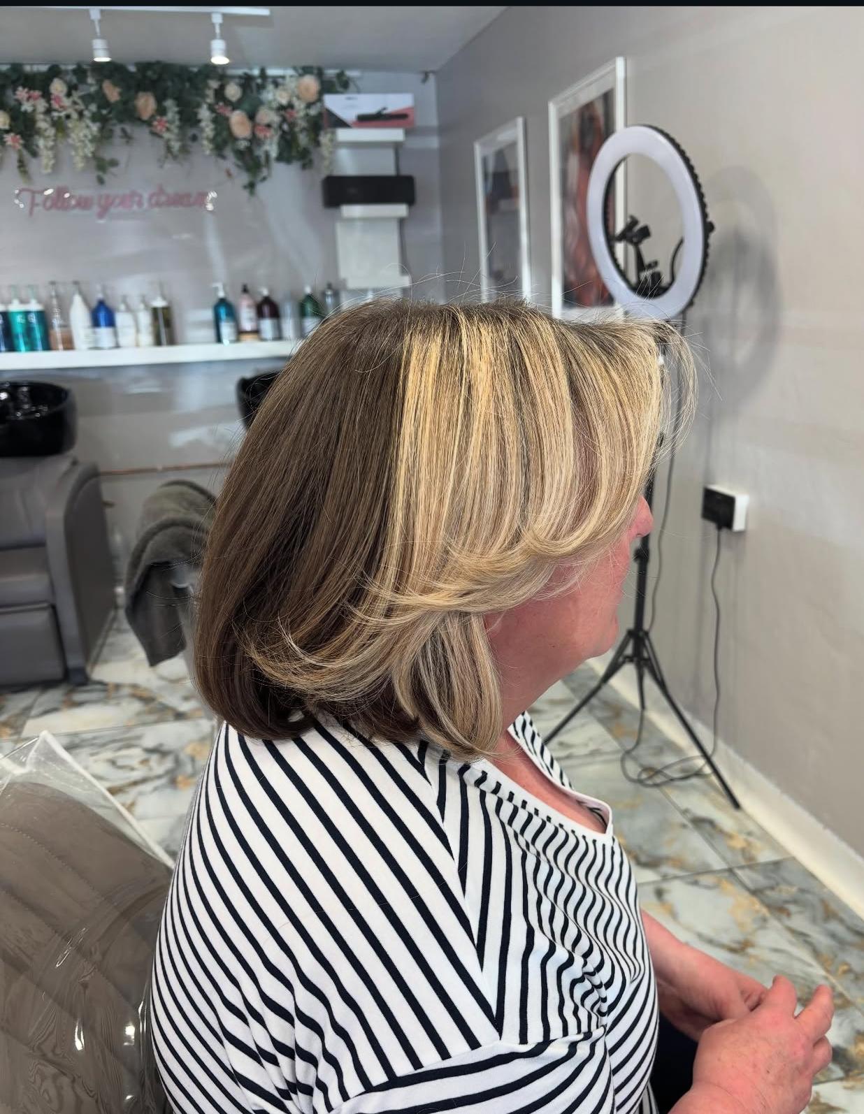 Cut & blow dry (long hair)