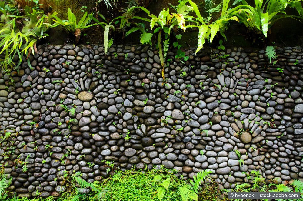 Günstige Stützmauer für den Hang in der Schweiz bauen