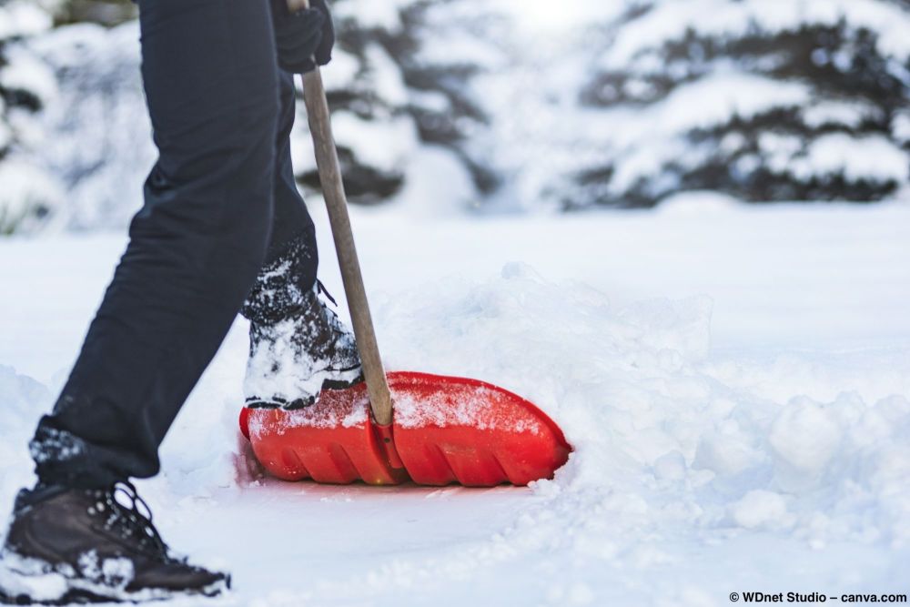 Schnee räumen in der Schweiz: Wer muss wann und wie räumen
