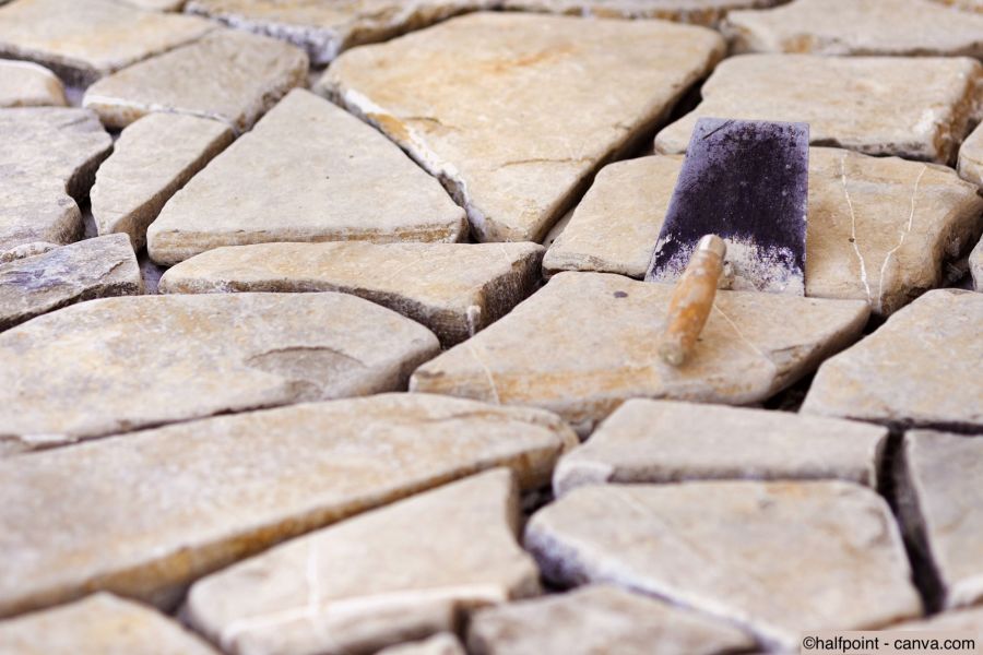 Polygonalplatten verlegen – in 6 einfachen Schritten