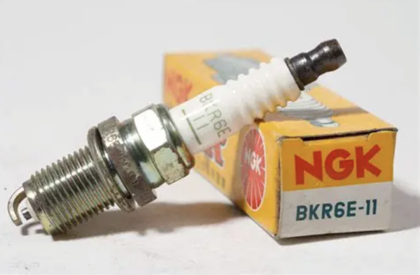 NGK BKR6E-11 No.2756 Spark Plug