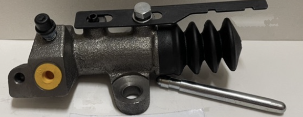 Nissan YU41 Clutch Pump (Lower)