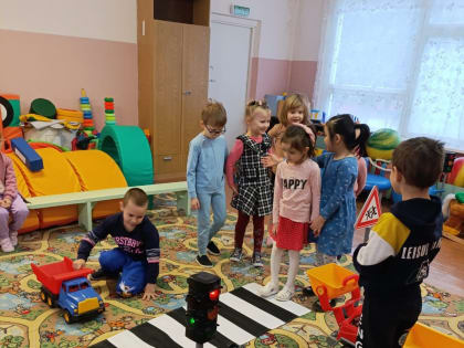 Беляногорским дошколятам – о правилах безопасности дорожного движения