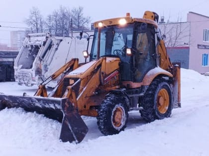 Борьба со снегопадом в Коломне продолжается