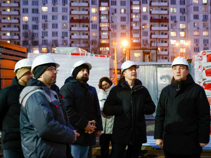 Владимир Волков проверил ход реконструкции школы №7 городского округа Люберцы