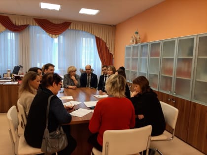 Лидия Антонова обсудила меры поддержки военнослужащих на встрече с семьями мобилизованных из Люберец