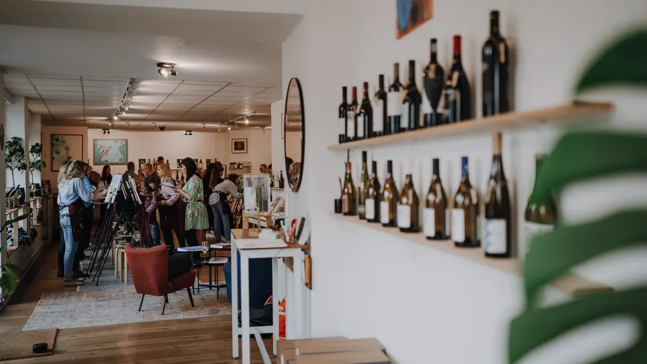 Weinprobe und Malsession - Konfetti