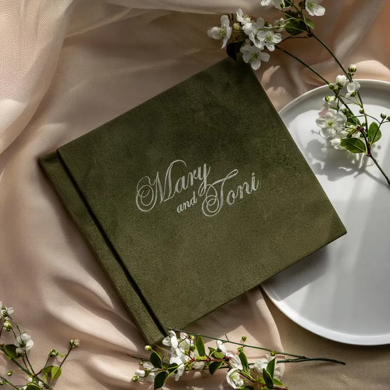 Personalisiertes Polaroid Gästebuch