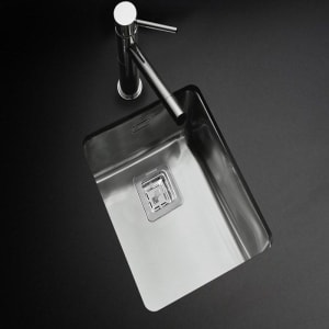 JOHNSON QUADRA Q 40 (40x34x17,5)