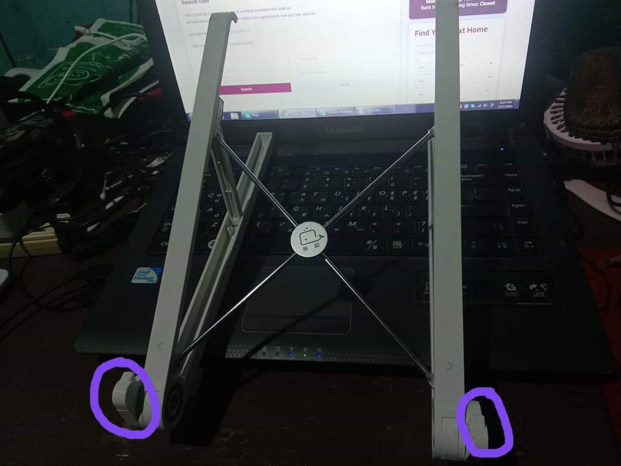 laptop stand