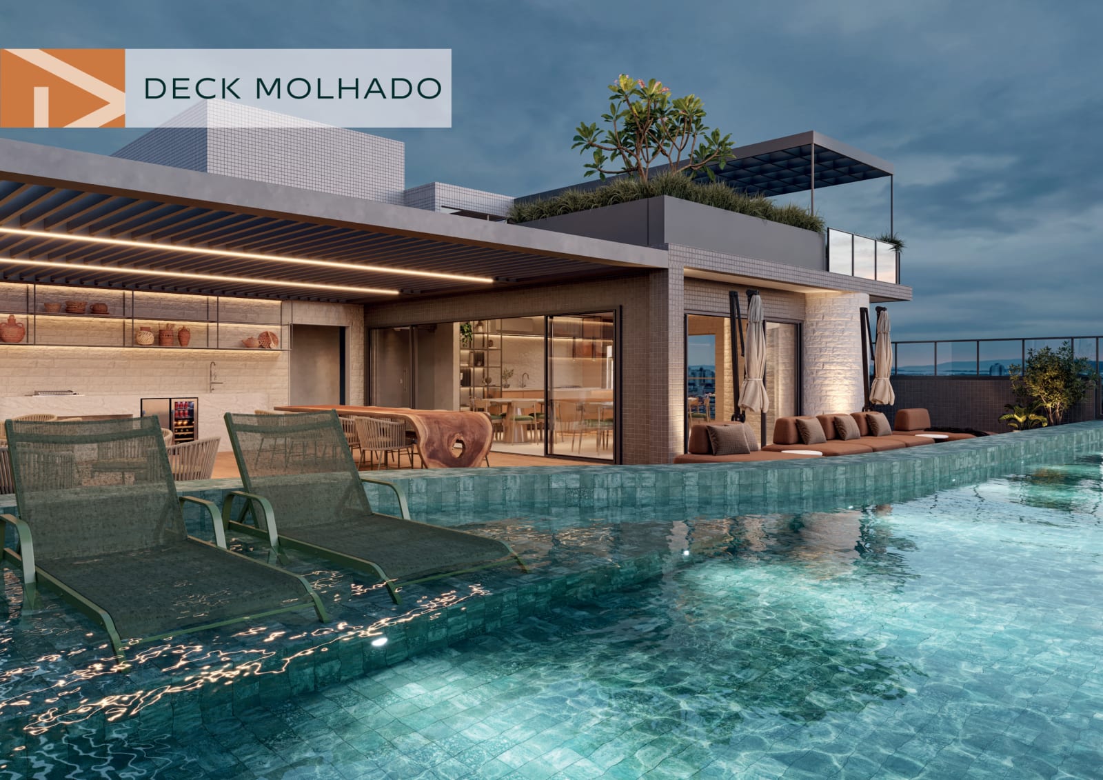 Panoramic Rooftop Pool