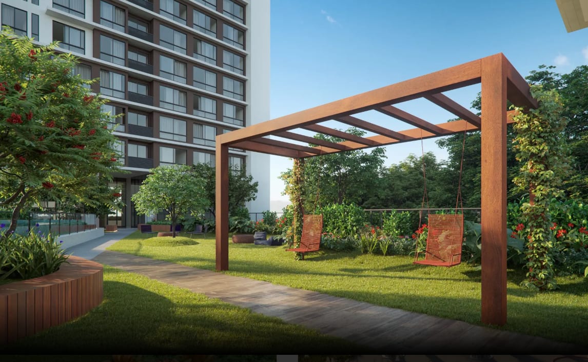 Garden walkway with swings at Concept João Farinha