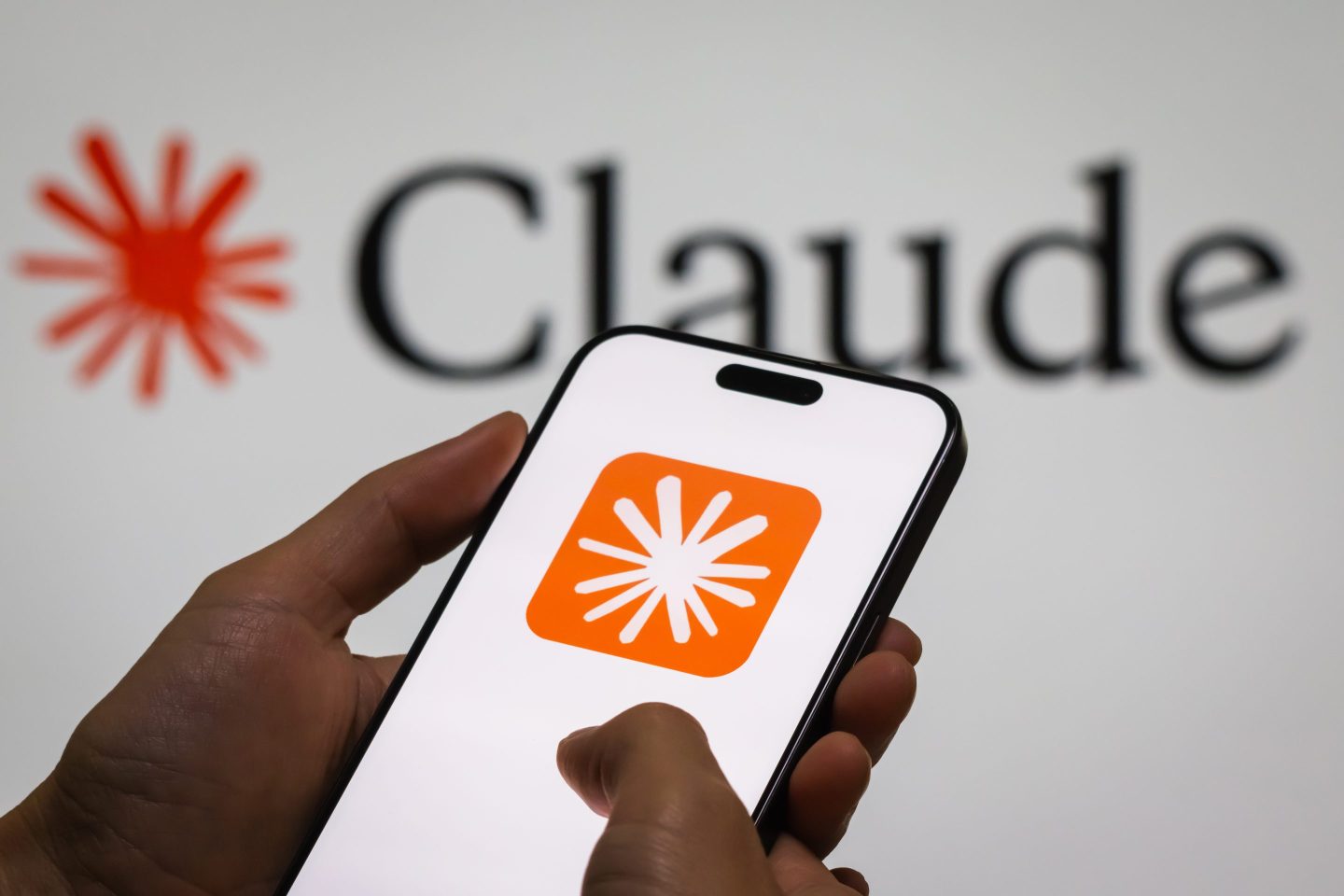 Anthropic Partners with Blackstone, Goldman Sachs to Launch AI Services Firm