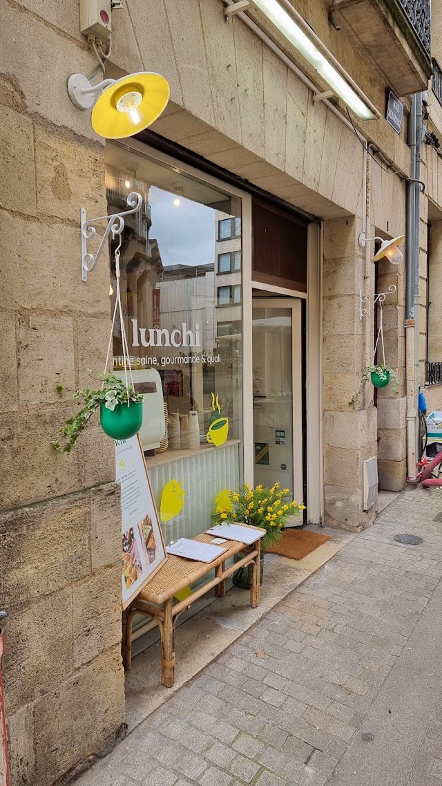 Lunchi Café